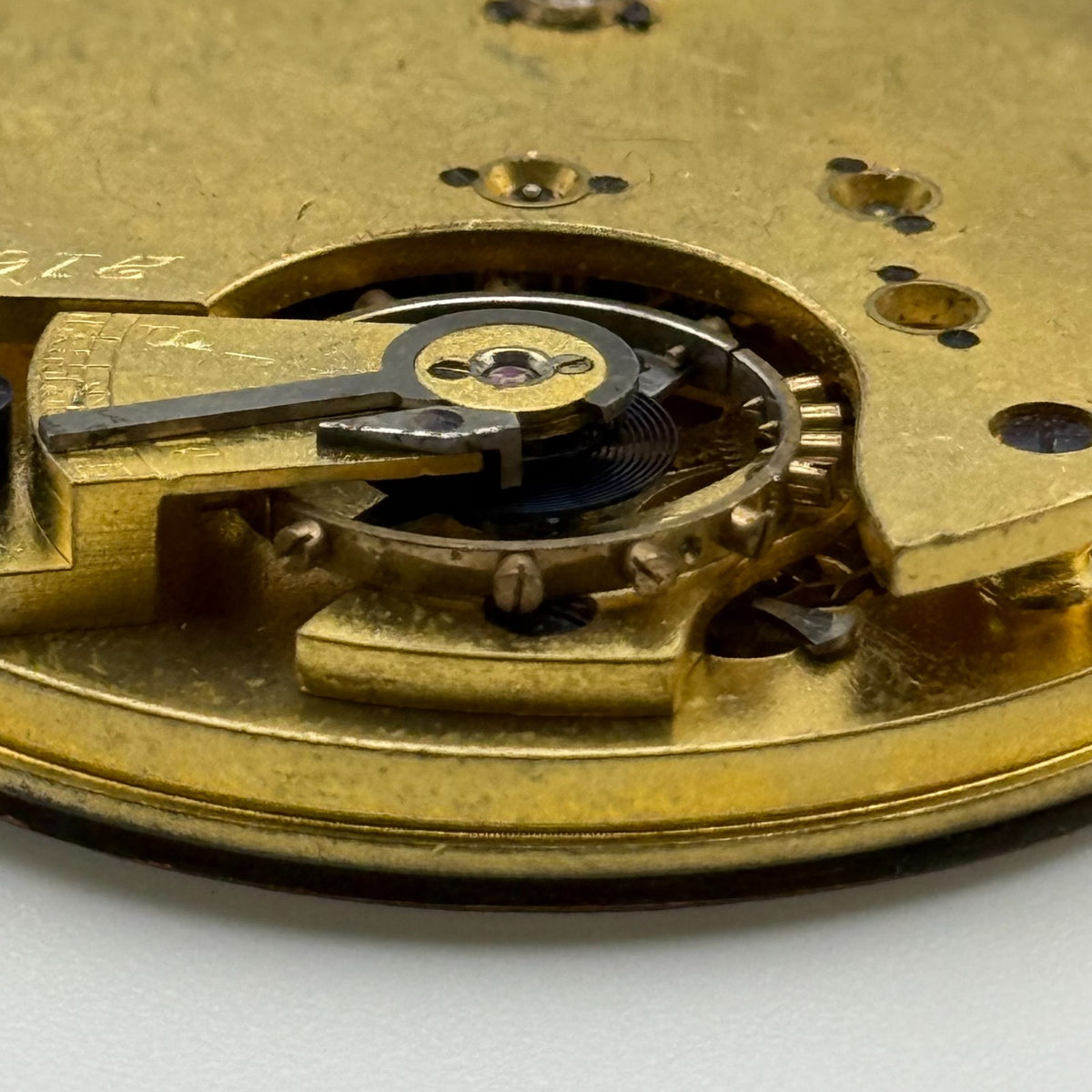 English Lever Pocket Watch Movement - Unidentified - Parts / Repair - 44.8mm