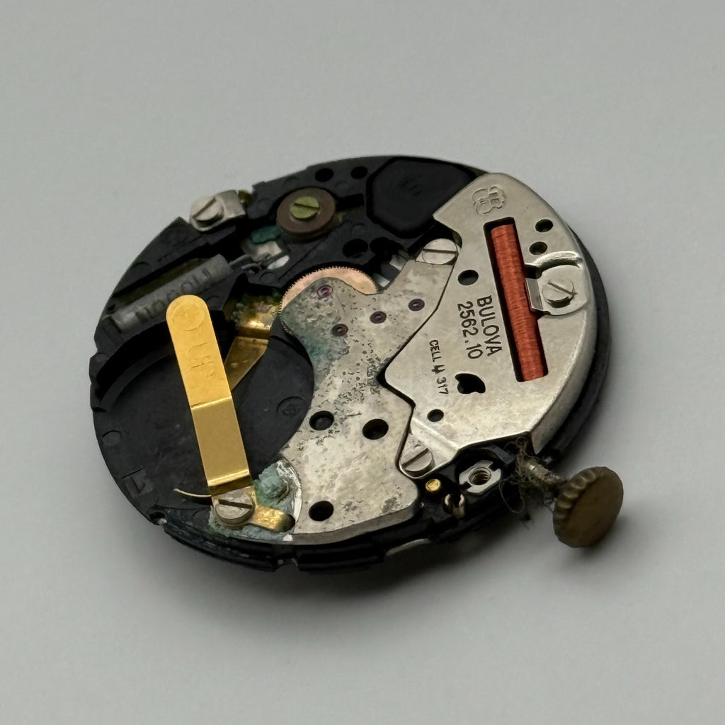 Bulova 2562.10 Watch Movement - ESA 944.111 Quartz - For Parts / Repair - 25.2mm