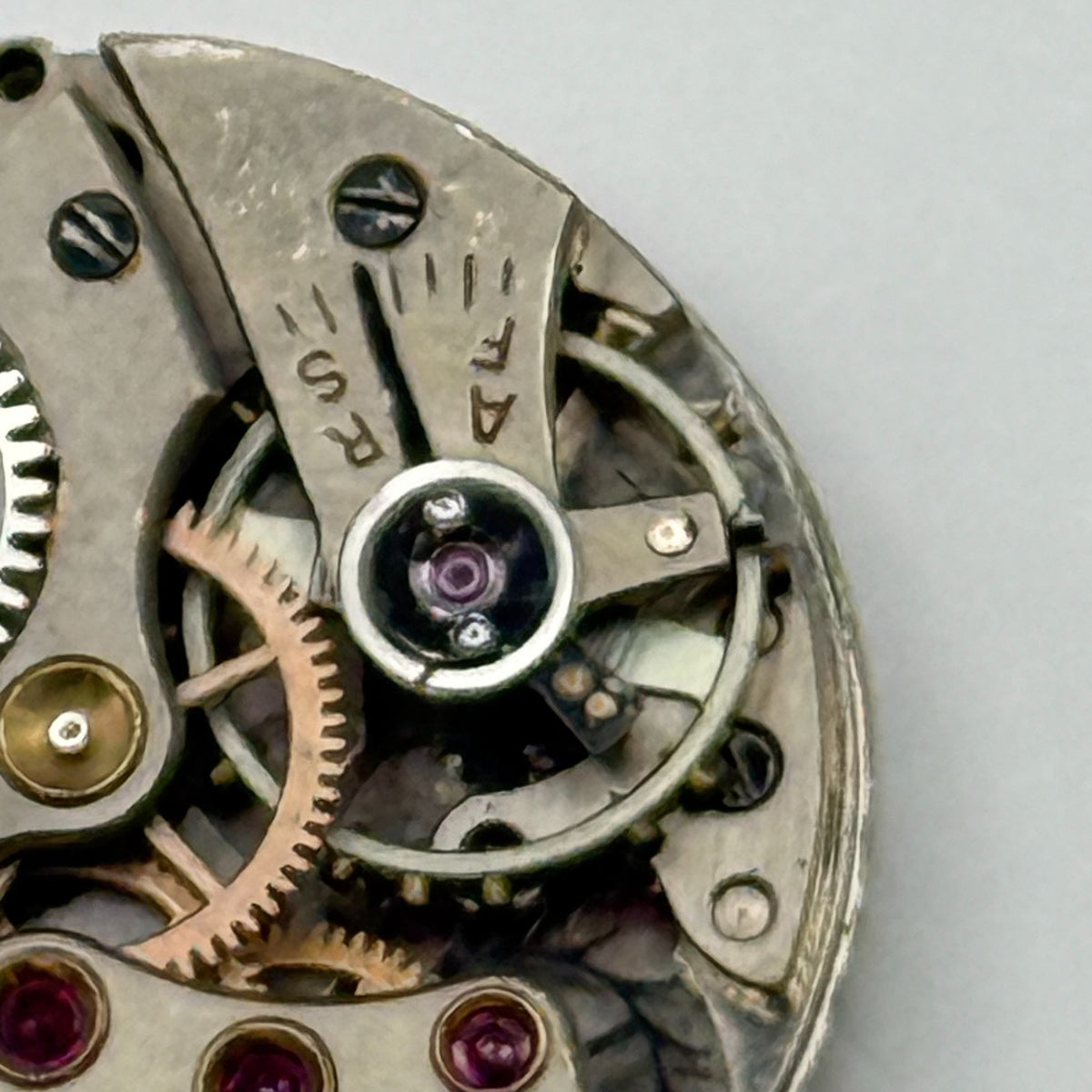 Buren 337 Watch Movement Buren Grand Prix 15 Jewels Swiss Parts Repair 19.3mm