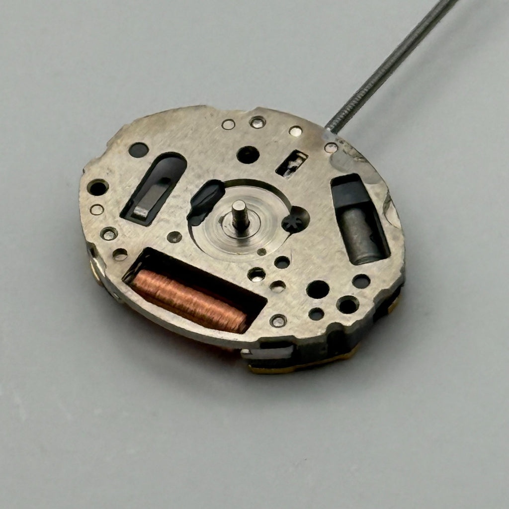 Citizen 5920E Watch Movement Quartz Japan Untested Parts Repair Spares 12.2mm