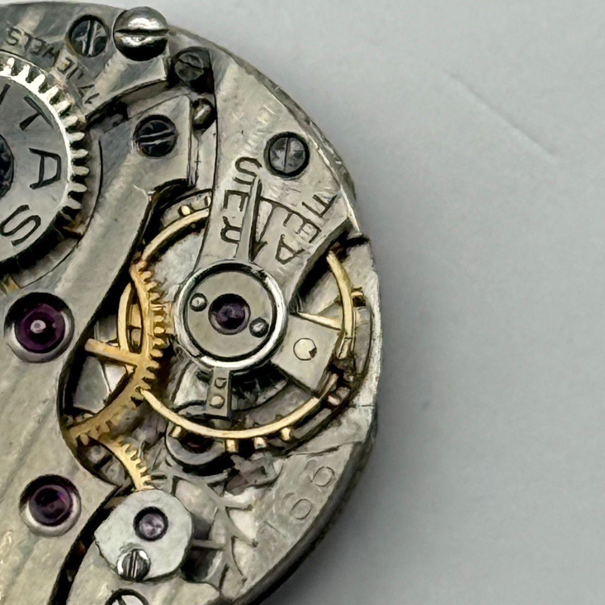Unitas UT 166 Watch Movement 17 Jewels Swiss Manual Wind Parts Repair 19.6mm