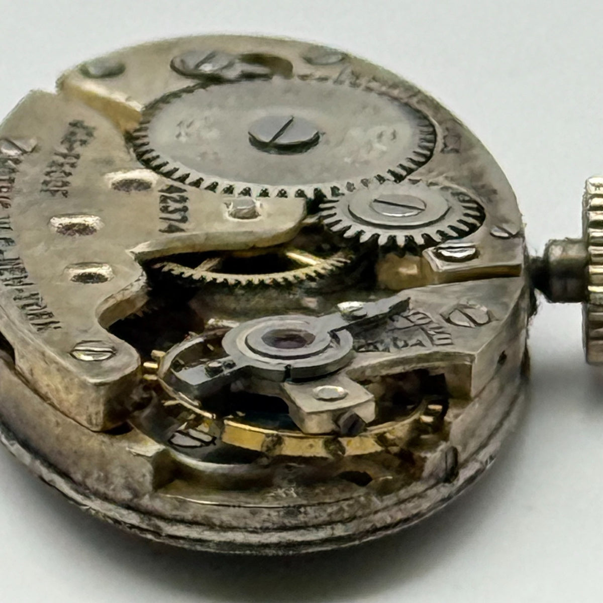 Gothic Jar-Proof Watch Movement New York American Ladies 15 Jewels Parts 14.8mm