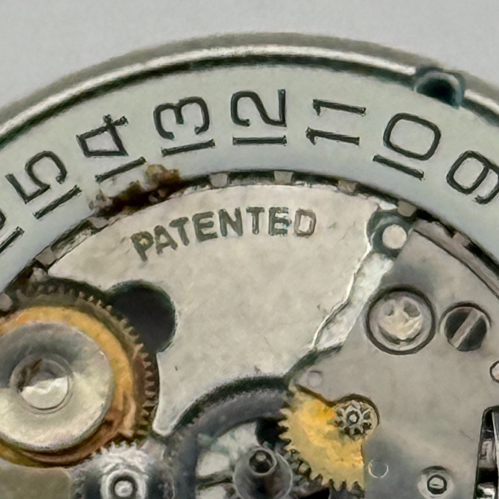 ETA 954.111 Watch Movement Quartz Swiss Date 7 Jewels Parts Repair Untested 26mm