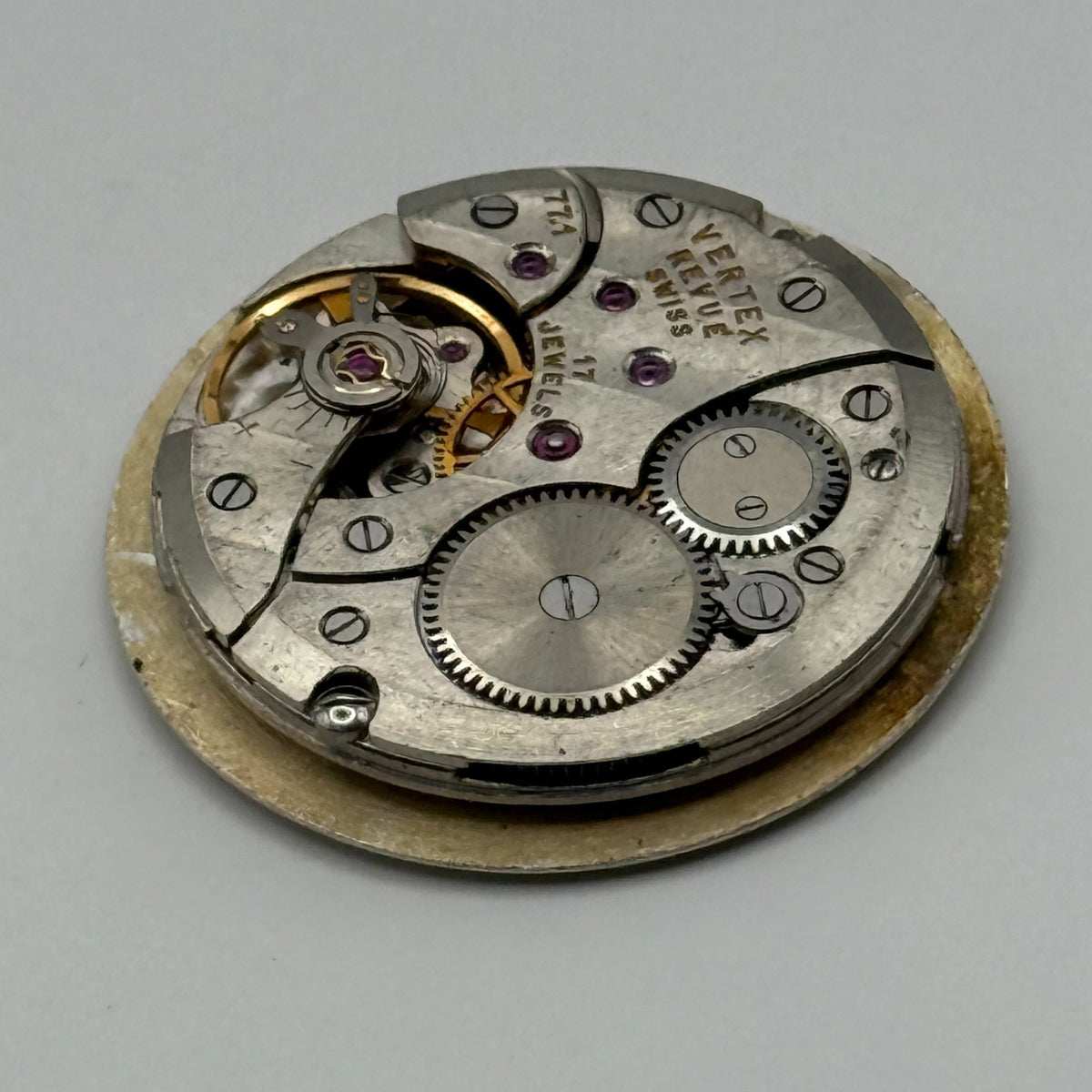 Vertex Revue 77.1 Watch Movement 17 Jewels Swiss Running Manual Wind Parts 26mm