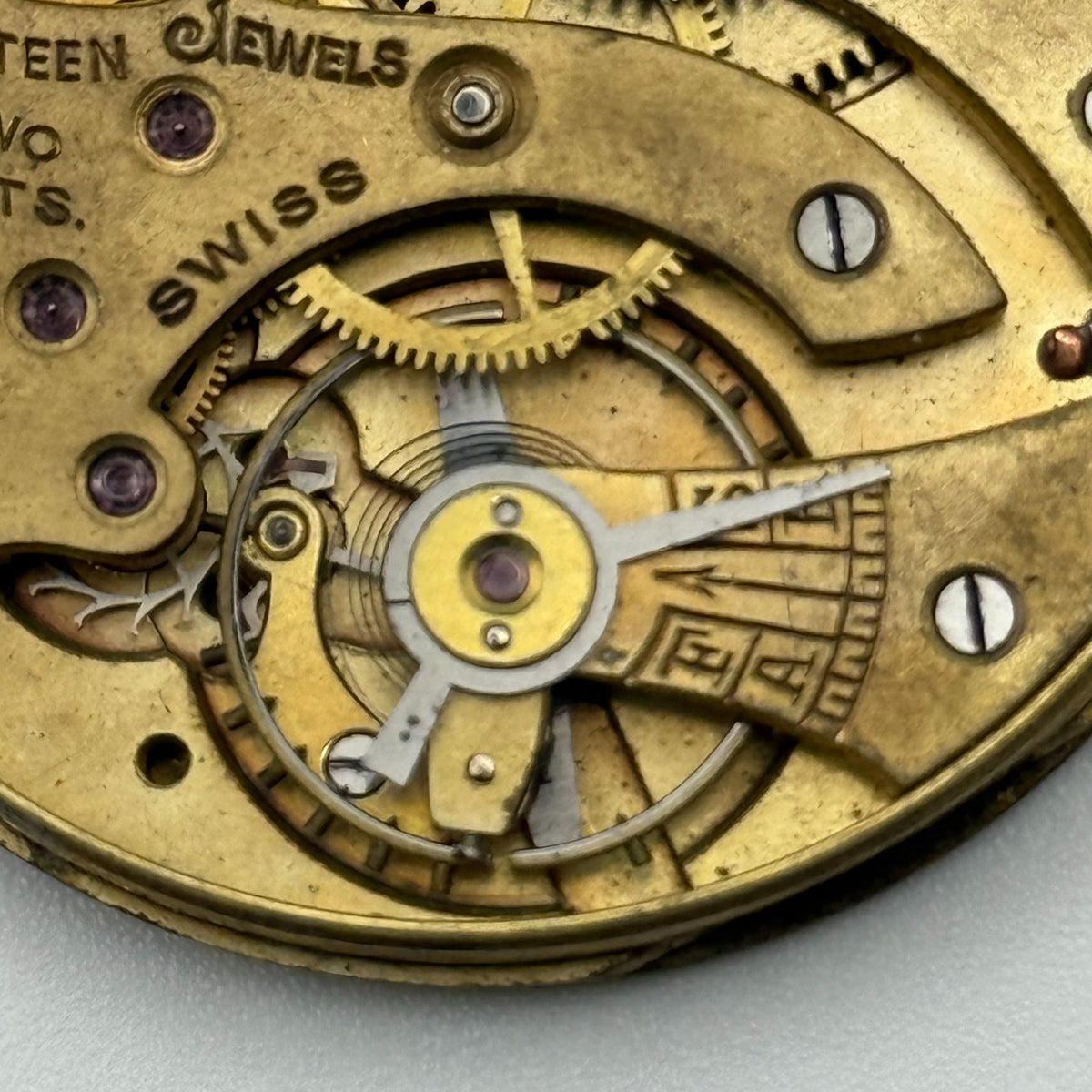 Swiss Lever Pocket Watch Movement - Tissot 18''' Hunter - Parts / Repair 41.4mm