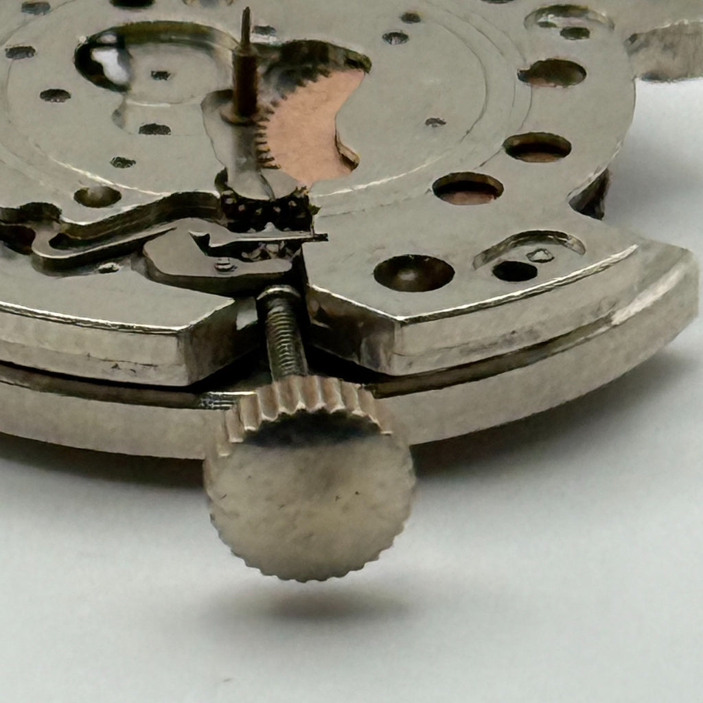 EB 8135 Watch Movement - 21 Jewels Automatic For - For Parts / Repair - 25.9mm
