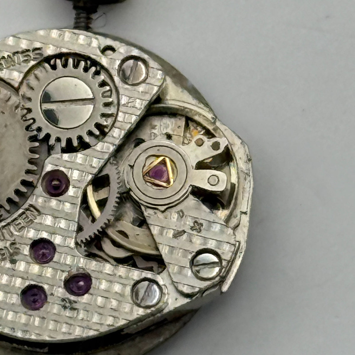FHF ST 69N Watch Movement Excalibur 17 Jewels Swiss Ladies Parts Repair 15.3mm
