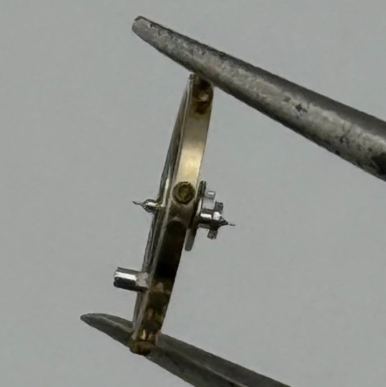 Cortebert 565 Balance Wheel Complete And Spring 10½’’’ 931 Watch Movement Parts