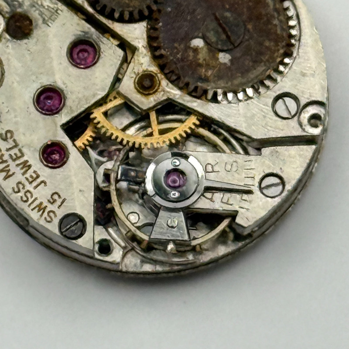 Record Pinnacle Cal 102 Watch Movement - 15 Jewels 19.7m - For Parts / Repair