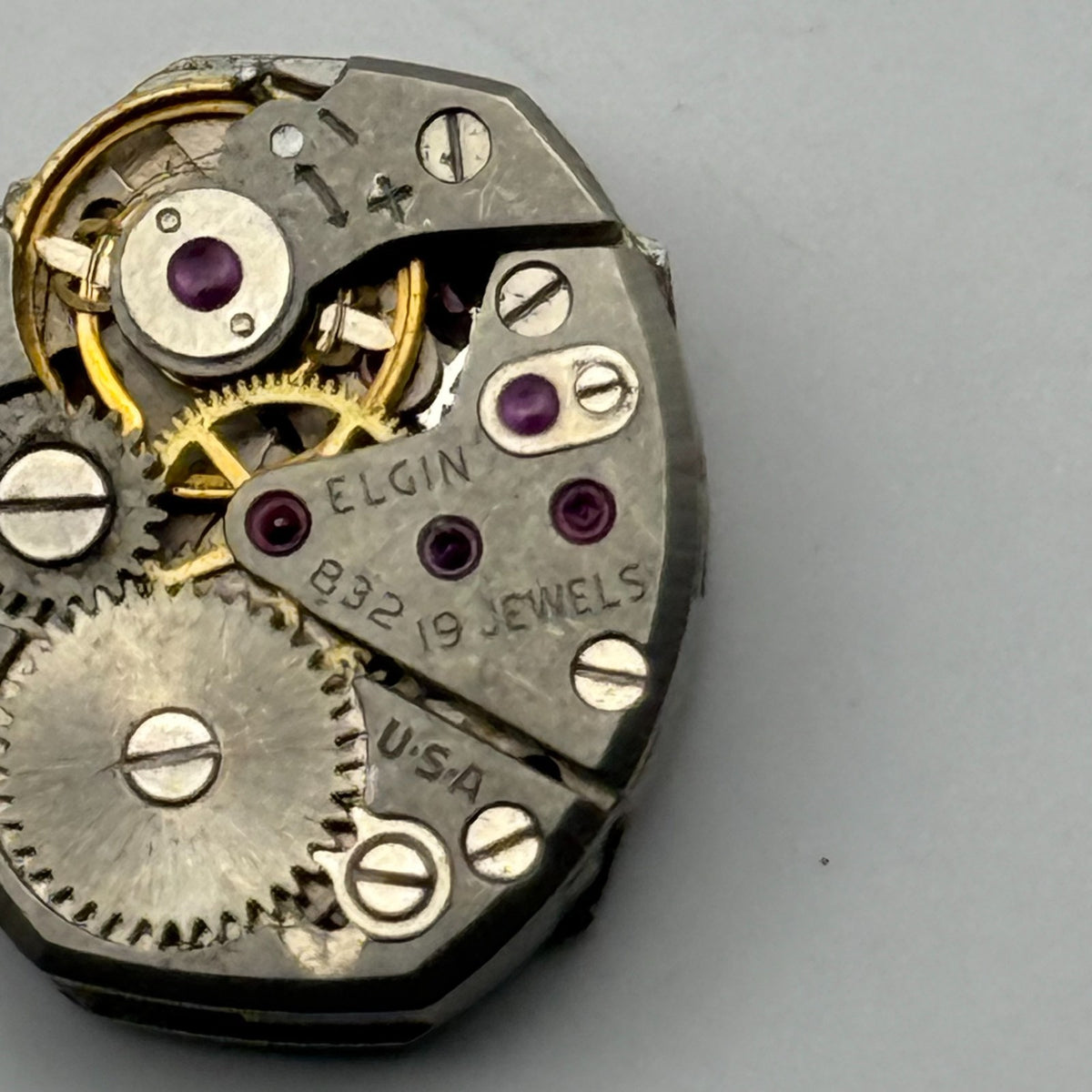 Elgin 832 Watch Movement 19 Jewels American Manual Wind Parts Repair 12.4mm