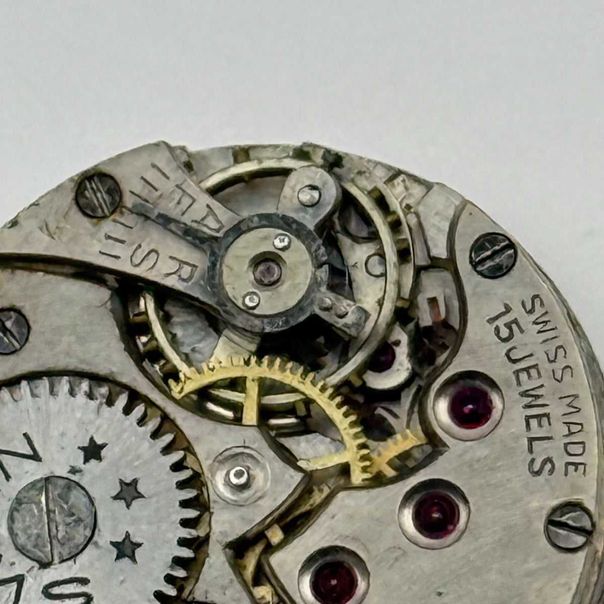 Unidentified Watch Movement Swan 15 Jewels Swiss Manual Wind Parts Repair 19.7mm