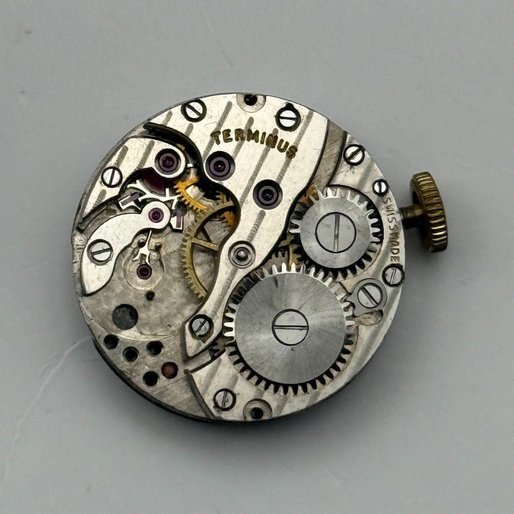 Unidentified Watch Movement Terminus Swiss Incomplete Parts Repair 19.3mm