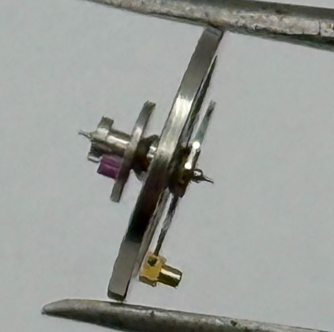 BFG 34 PL Balance Wheel Complete And Spring Renata 59 Watch Movement Parts NOS