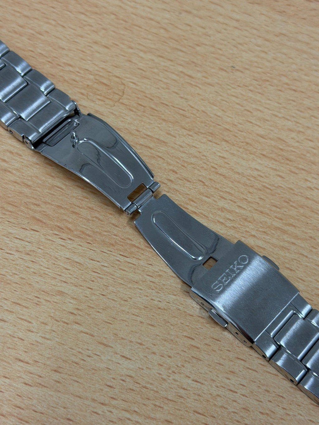 Seiko M0EV.D.W Bracelet - 424 - 20mm Ends - Stainless Steel