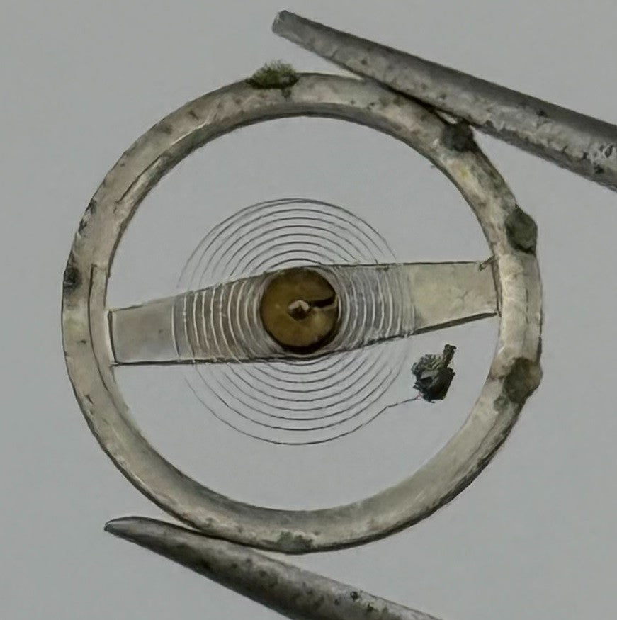 RL 1013 DOICT Balance Wheel Complete And Spring Watch Movement Parts NOS