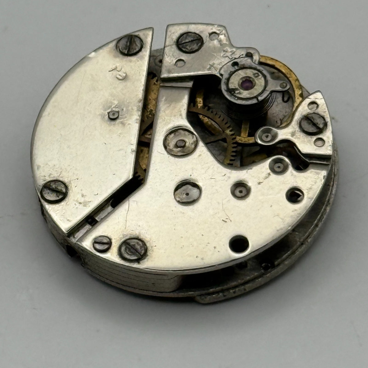 Unidentified Watch Movement - Spares - For Parts / Repair - 23.3mm