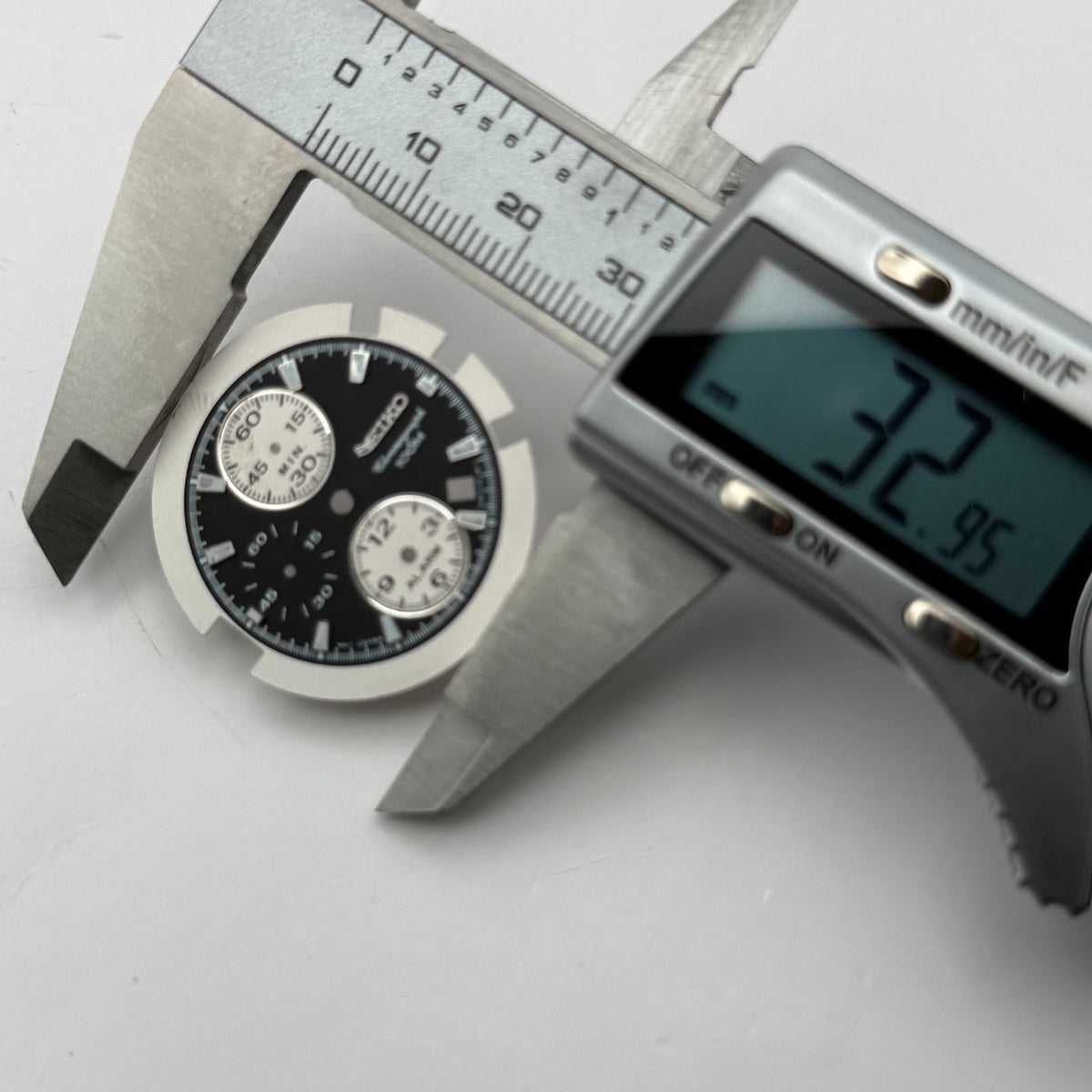 Seiko 7T62-0LP8 Watch Dial Chronograph Alarm 100M Spare Parts Repair 32.9mm