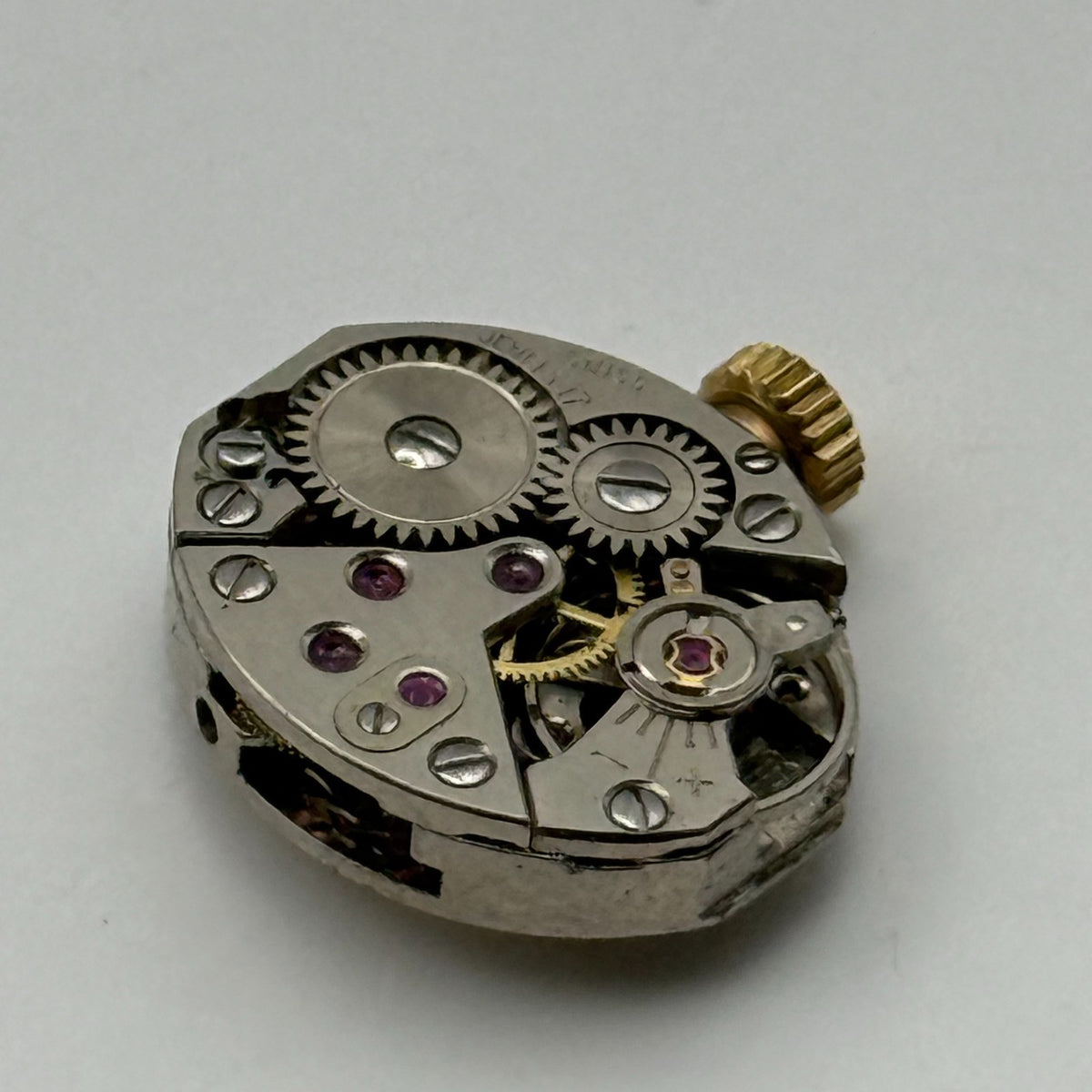 FEF 6662 Watch Movement Running Avia Swiss 17 Jewels Manual Wind Parts 15.3mm