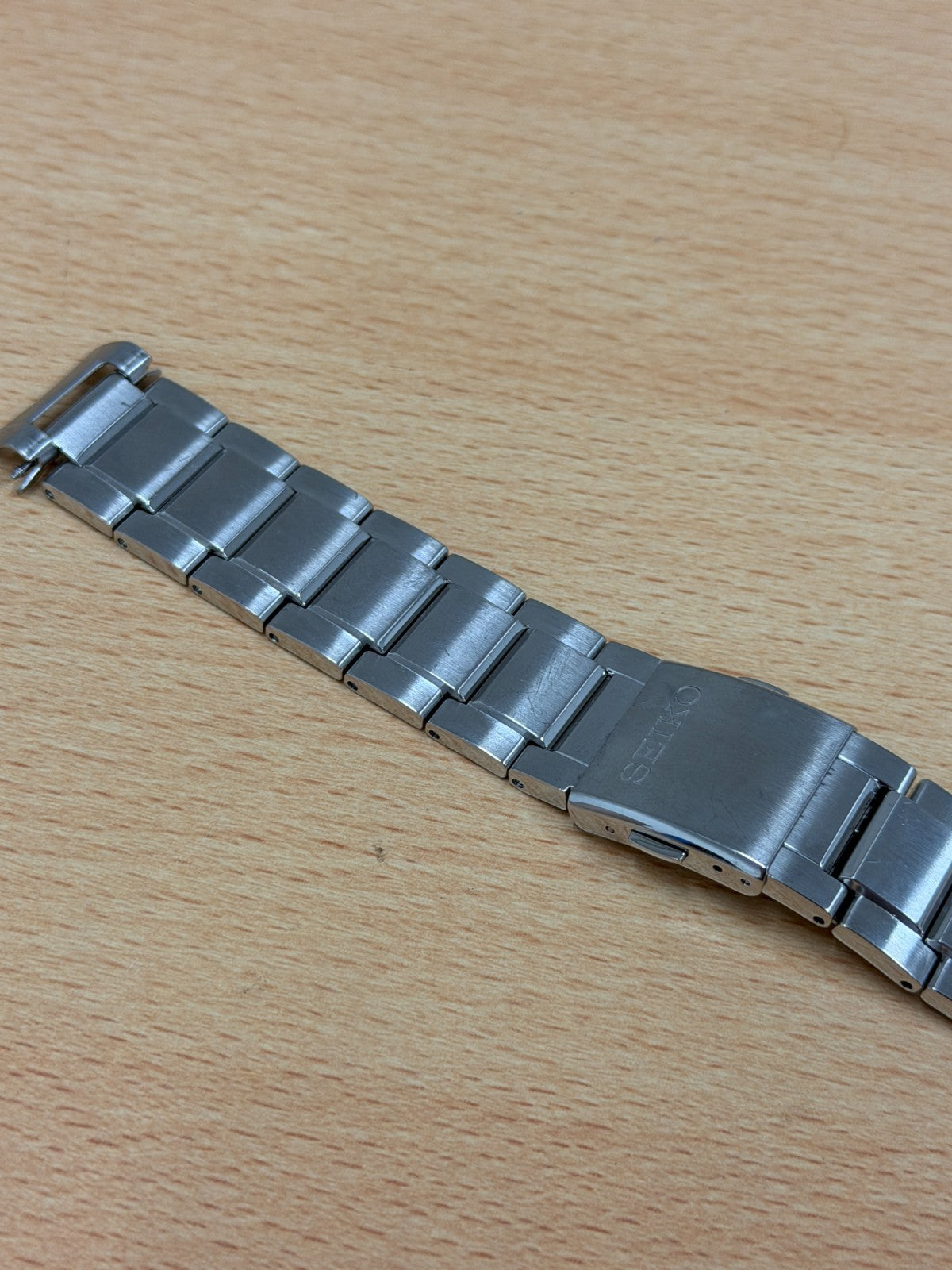 Seiko M0ES-D-I Bracelet - 754 - For 5M62 Kinetic - 20mm Ends - Stainless Steel