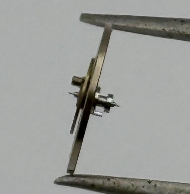 EB 8140 Balance Wheel Complete And Spring 8¾’’’ Renata 1319 Watch Movement Parts