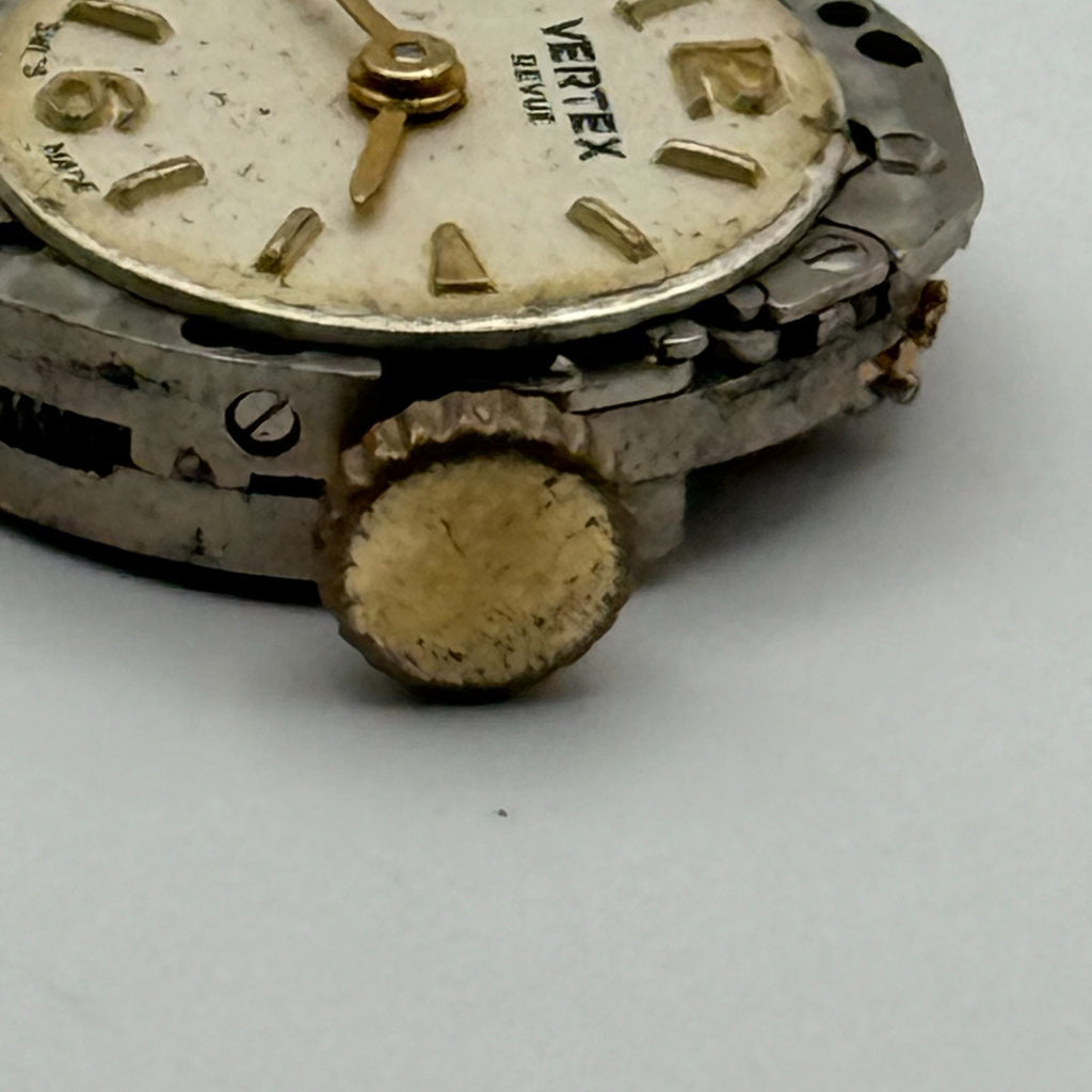 Vertex Revue 205 Watch Movement - Ladies 15 Jewels 15.4m - For Parts / Repair