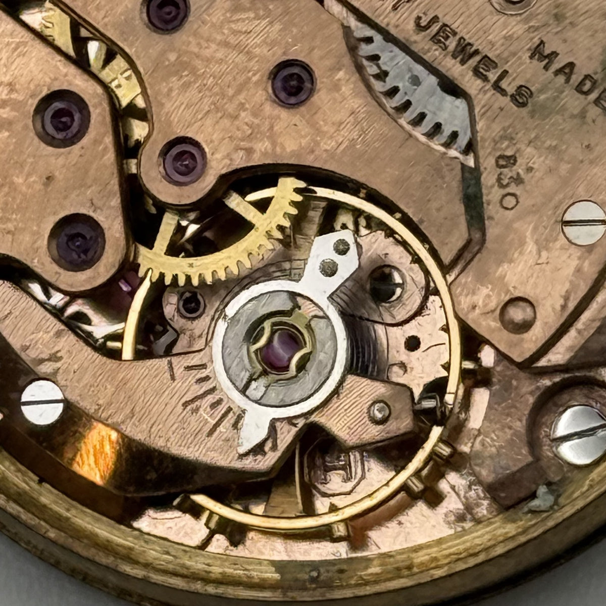 Helvetia 830 Watch Movement - For Parts / Repair