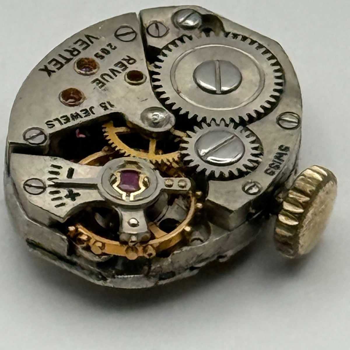Vertex Revue 205 Watch Movement - Ladies 15 Jewels 15.4m - For Parts / Repair