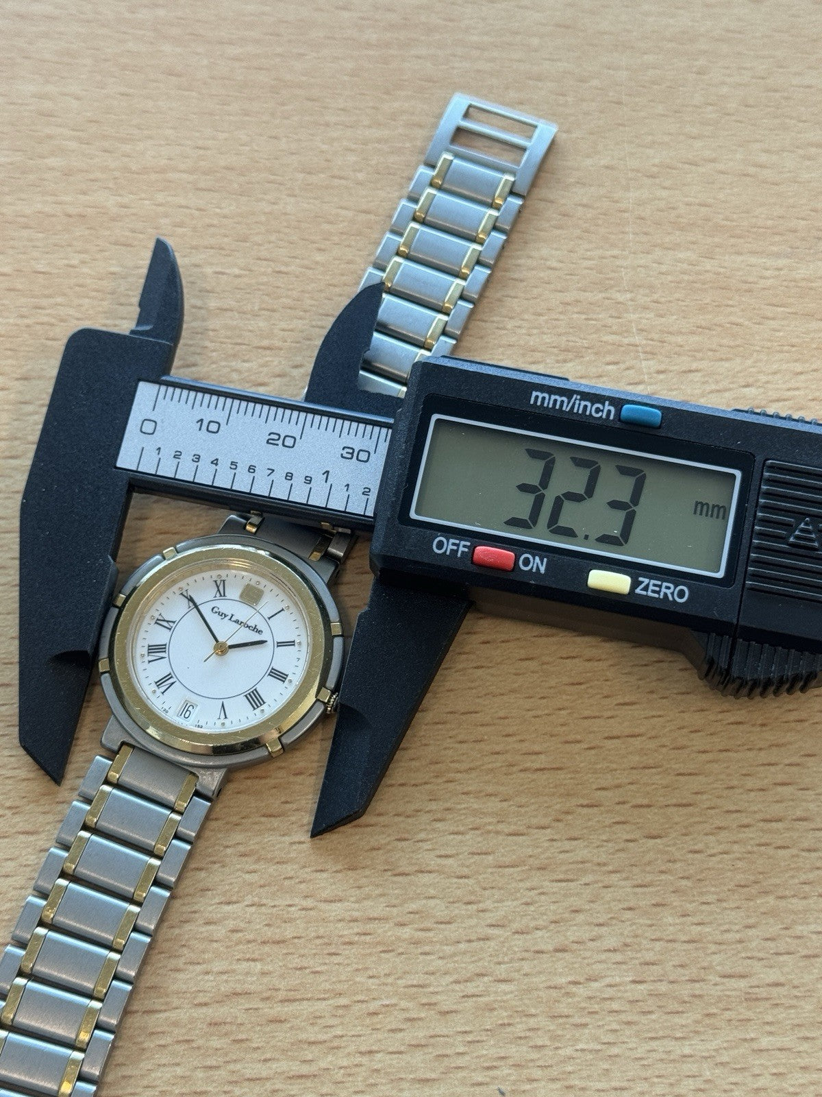 Guy Laroche Two Tone Vintage Watch Swiss Made Roman Numerals Quartz Working 32mm