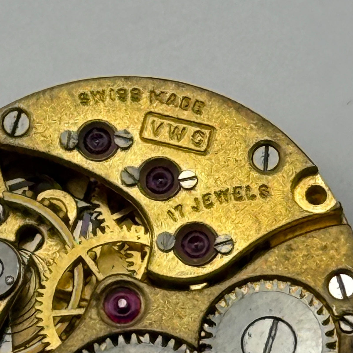 Vertex Revue VWC Watch Movement Swiss 17 Jewels Quality Parts Repair 19.7mm