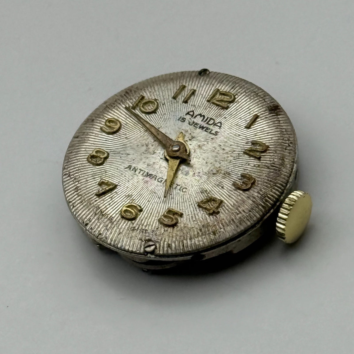 Amida 585 Watch Movement 15 Jewels Swiss Manual Wind Vintage Parts Repair 18.3mm