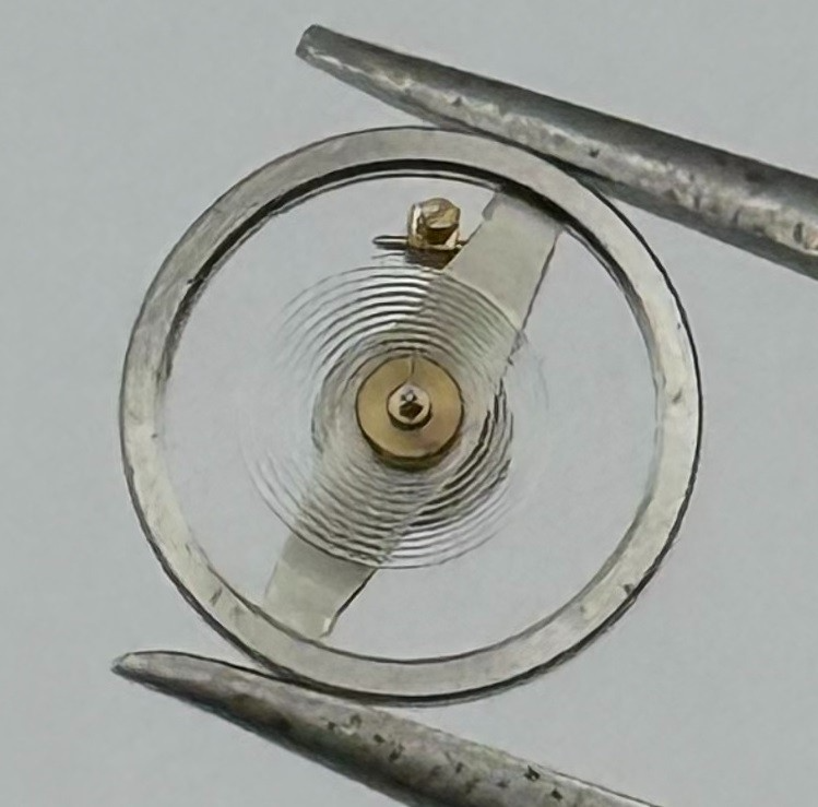 OM 514 Balance Wheel Complete And Spring 5¼’’’ Renata 388 Watch Movement Parts