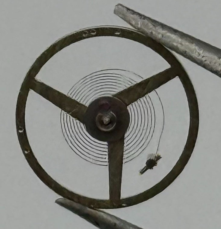 FEF 6680 Balance Wheel Complete And Spring Renata 1712 Watch Movement Parts NOS