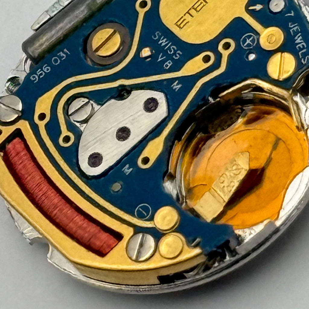 ETA 956.031 Watch Movement Quartz Eterna Swiss 7 Jewels Parts Untested 17.4mm