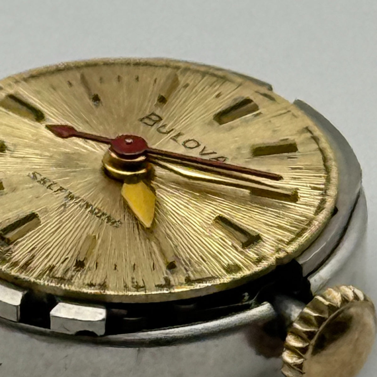 Bulova 6CMAC Watch Movement Running 17 Jewels Swiss Automatic Parts 16.4mm