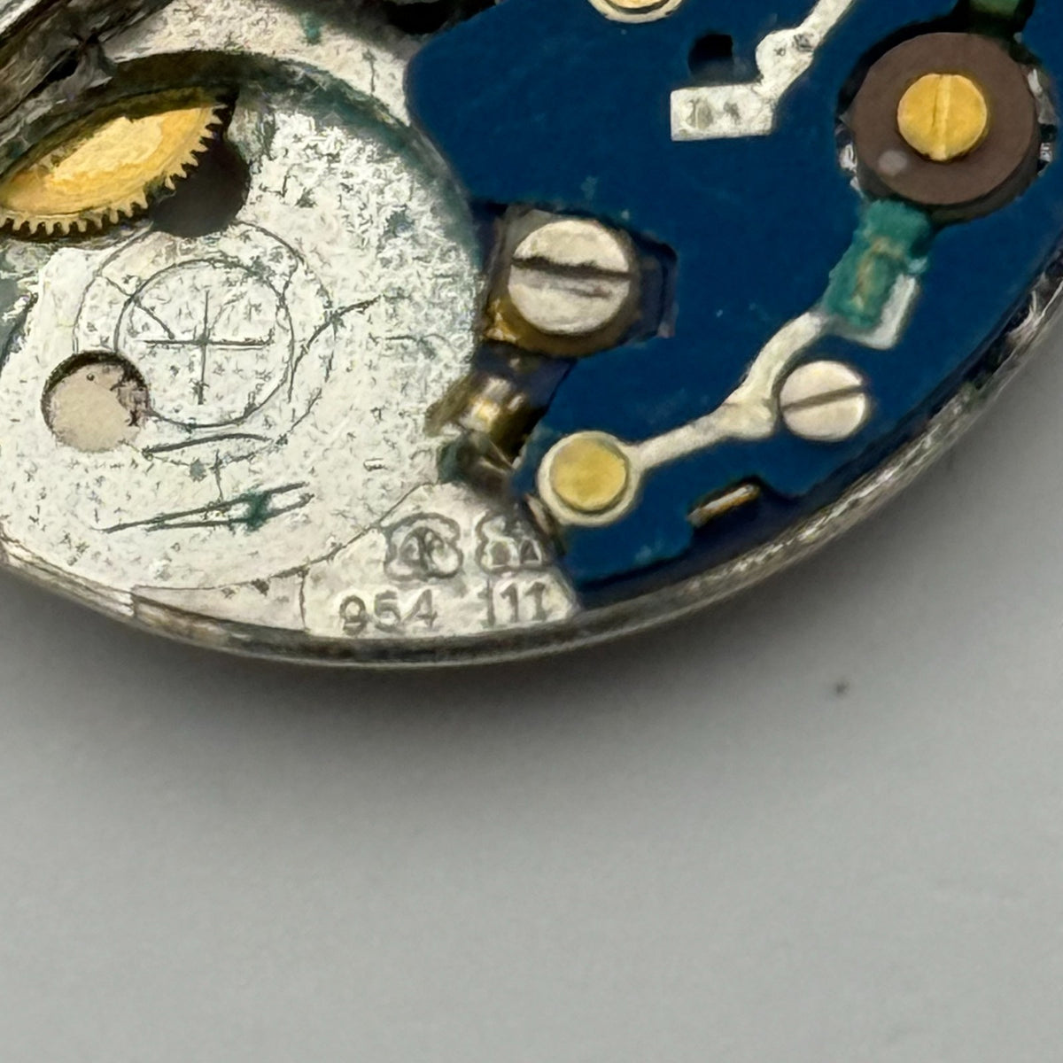 ETA 954.111 Watch Movement Quartz Swiss Date 7 Jewels Parts Repair Untested 26mm