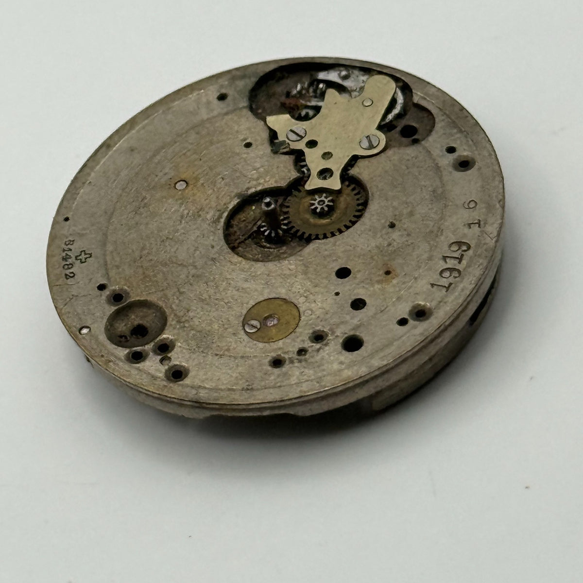 FHF Patent 51482 Watch Movement Swiss 7 Jewels Incomplete Parts Repair 29.2mm