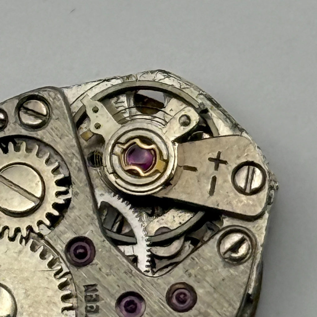 FHF Watch Movement 17 Jewels Swiss Manual Wind Vintage Parts Repair 9mm