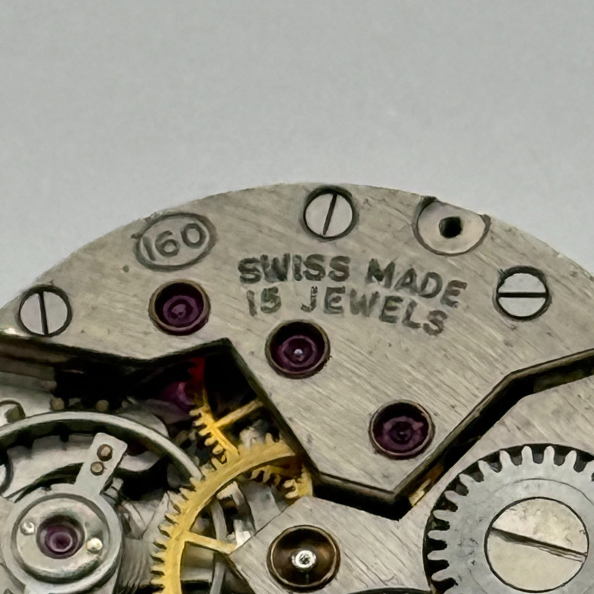 Record 160 Watch Movement - Sub Seconds 15 Jewels - For Parts / Repair - 21.9mm