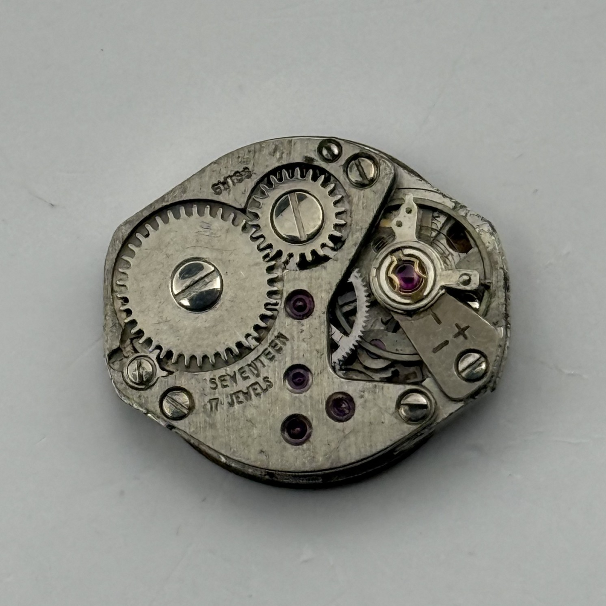 FHF Watch Movement 17 Jewels Swiss Manual Wind Vintage Parts Repair 9mm