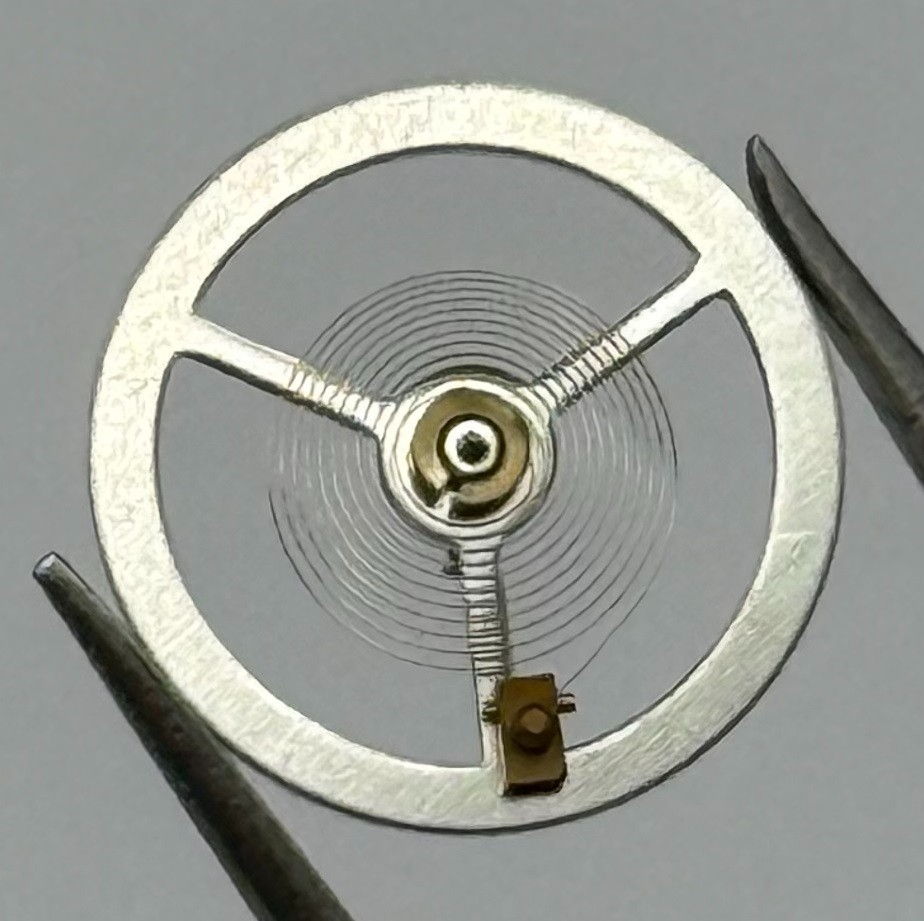 Desa 320 Balance Wheel Complete And Spring Renata 1697 Watch Movement Parts NOS