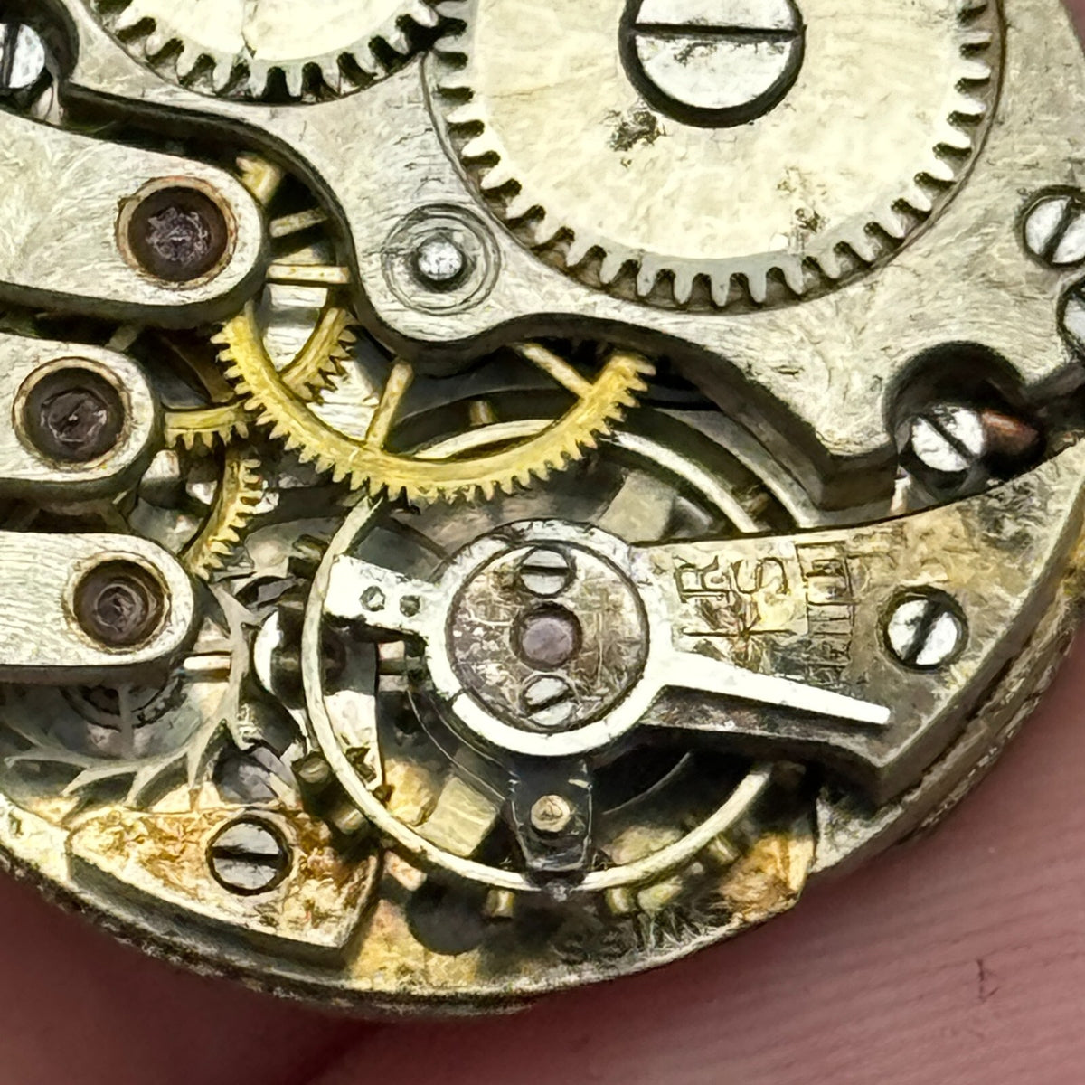 Unidentified Watch Movement Bullseye Dial Manual Wind 23.7mm Parts Repair