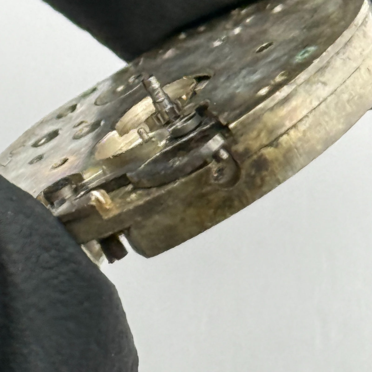 Unidentified Watch Movement Swiss Manual Wind Vintage Parts Repair 23.6mm