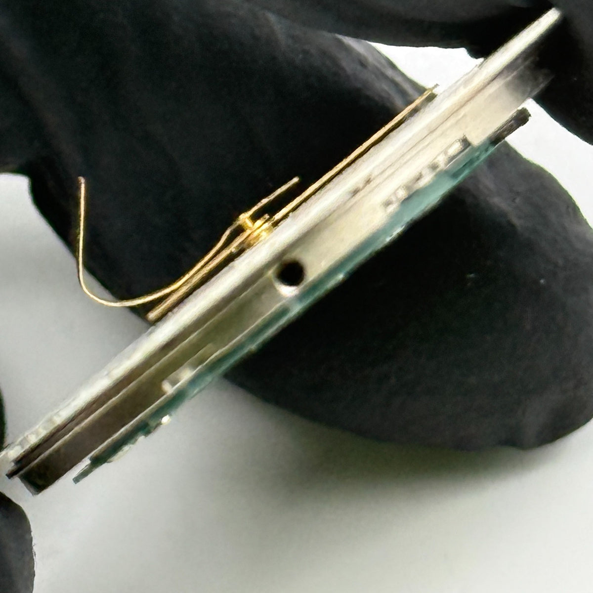 ETA 955.114 Watch Movement UNTESTED Quartz Imado 7 Jewels Swiss Parts 25.9mm
