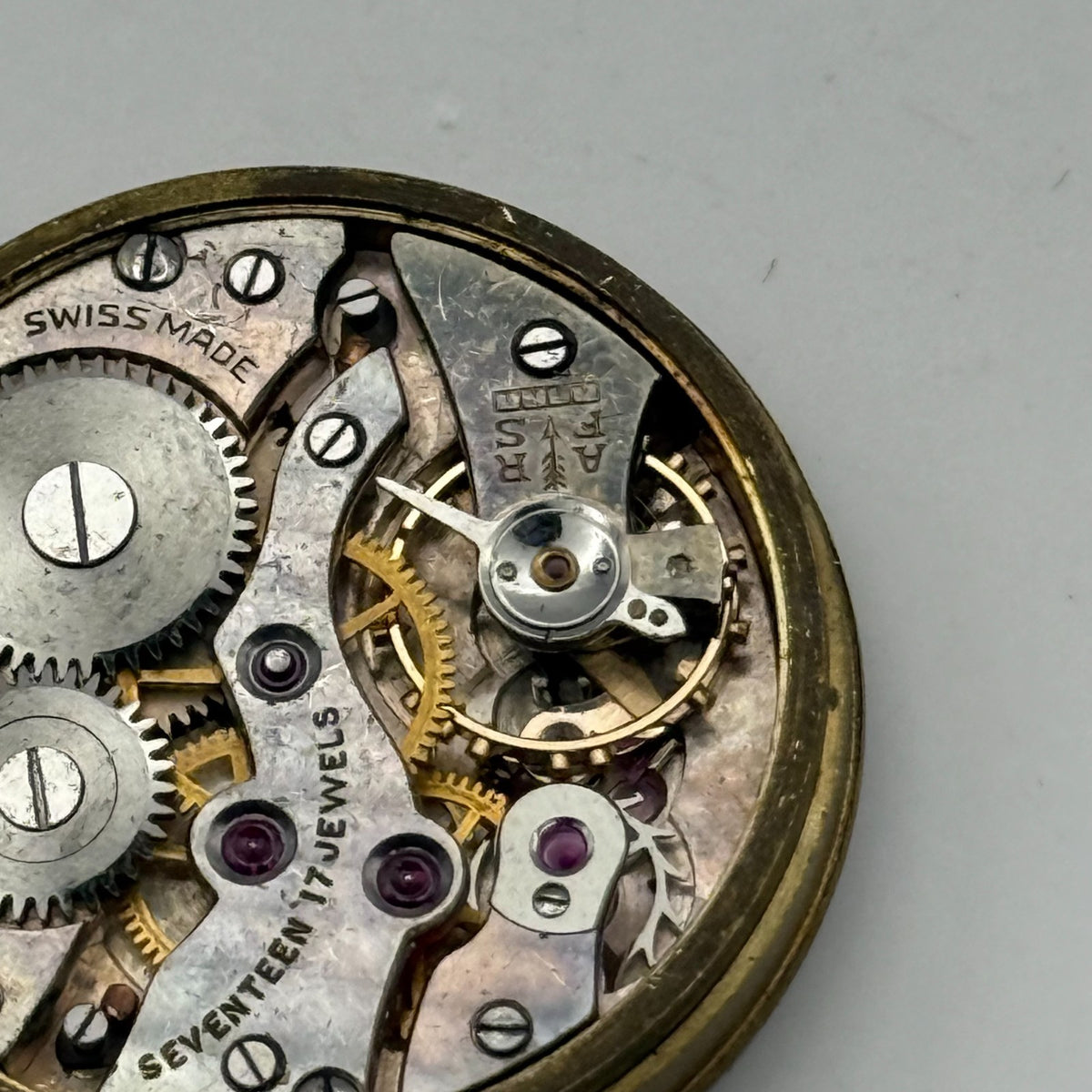 Kendal & Dent London Watch Movement - 17 Jewels - For Parts / Repair - 27mm