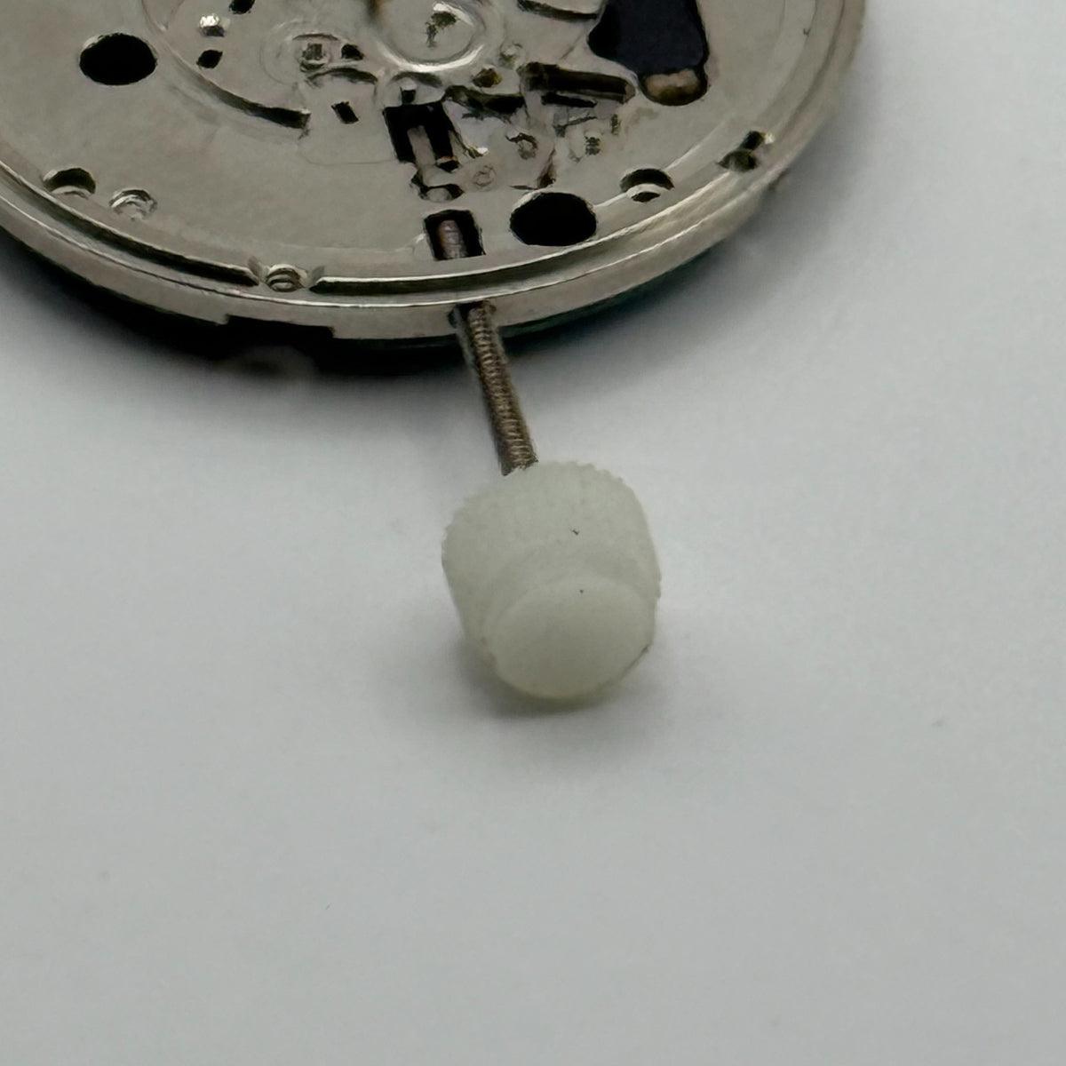 ETA 555.415 Watch Movement Quartz Unadjusted 7 Jewels Swiss Parts Repair 23.9mm