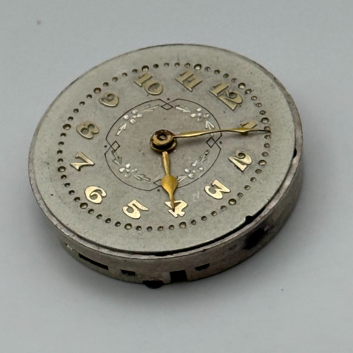 Unidentified Watch Movement Swiss Made Manual Wind Vintage Parts Repair 21.9mm