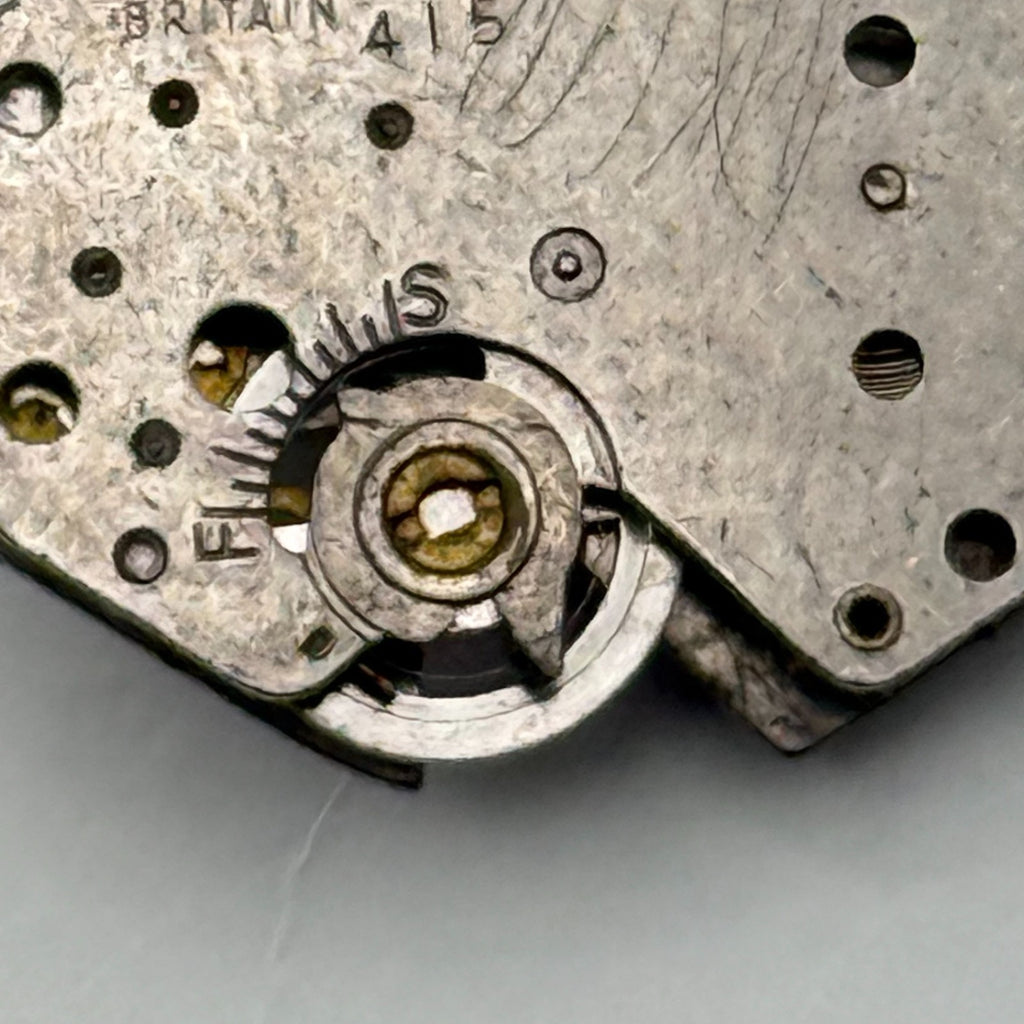 Timex 415 Watch Movement Great Britain Manual Wind Vintage Parts Repair 18.4mm