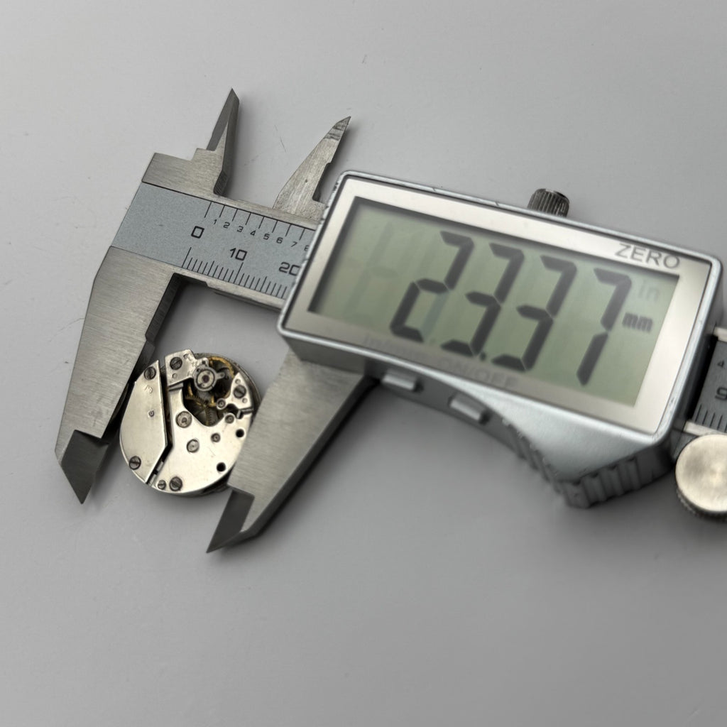Unidentified Watch Movement - Spares - For Parts / Repair - 23.3mm