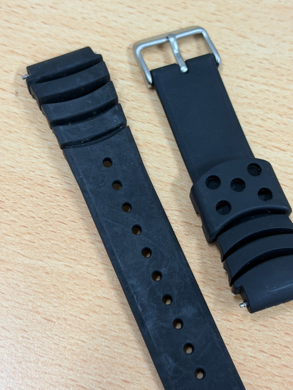 Seiko Z20 Rubber Divers Strap - 20mm Ends