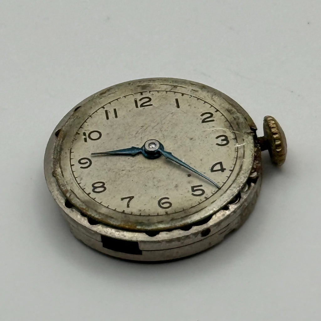 Record Pinnacle Cal 102 Watch Movement - 15 Jewels 19.7m - For Parts / Repair
